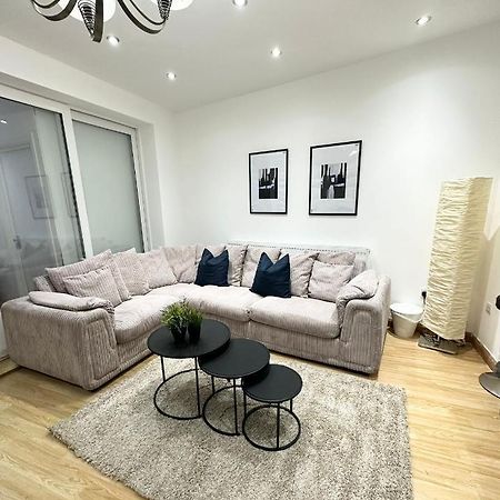 Retreat To A Stylish Ensuite In Лондон Екстер'єр фото