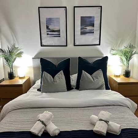 Retreat To A Stylish Ensuite In Лондон Екстер'єр фото